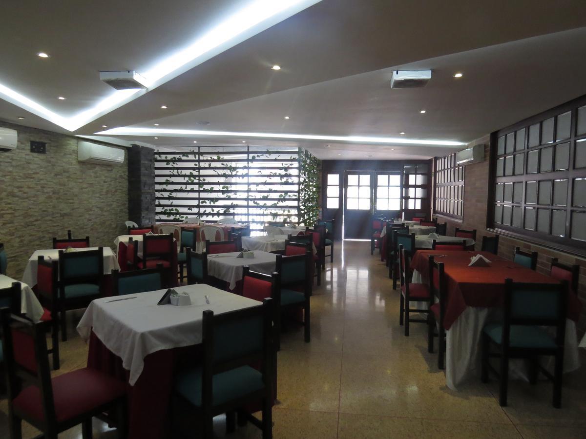 Hotel Leon Dorado Букараманґа Екстер'єр фото
